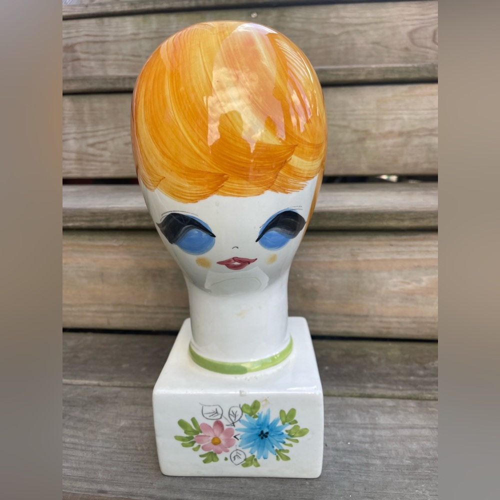 Vintage  Italy Coop Wig Hat stand